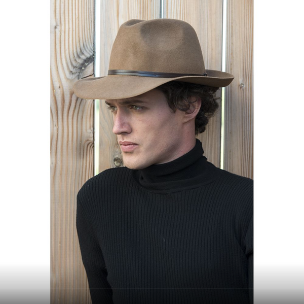 Travaux En Cours - Felt Fedora Hat Camel