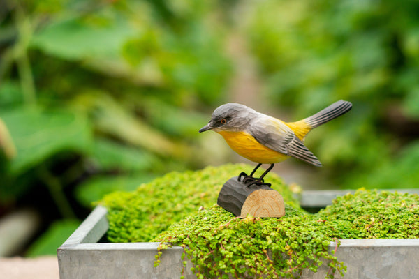 Wildlife Garden DecoBird - Eastern Yellow Robin
