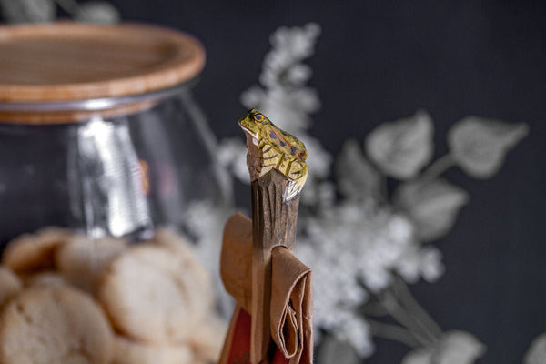 Wildlife Garden Peg - Frog