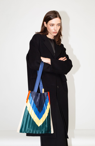 Pleated Satin Bag - Rei