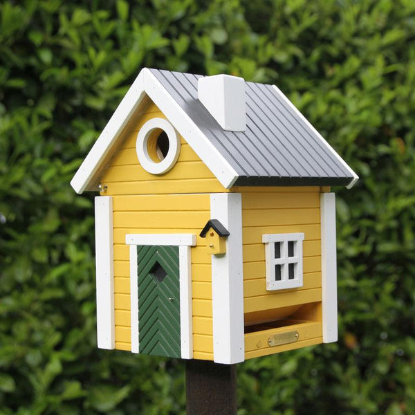Wildlife Garden - Multiholk Yellow Cottage